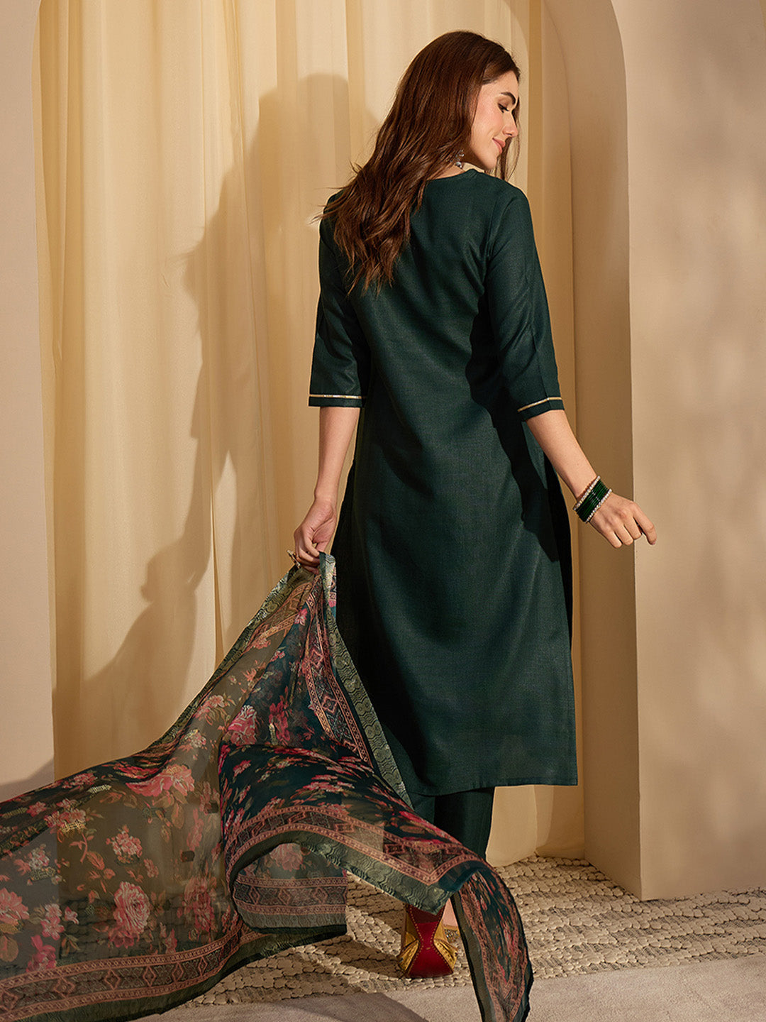 Janasya Women's Dark Green Cotton Blend Yoke Design Straight Kurta Set with Printed Jacquard Dupatta