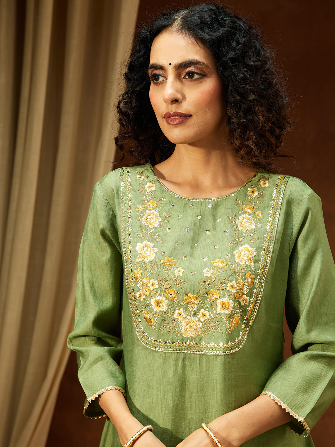 Janasya Women's Sage Green Silk Blend Zari Yoke Embroidered Straight Kurta Set
