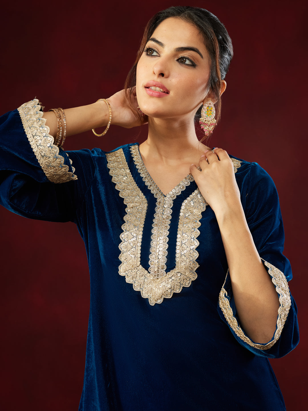 Janasya Women's Teal Blue Velvet Embellished Straigh Kurta Set