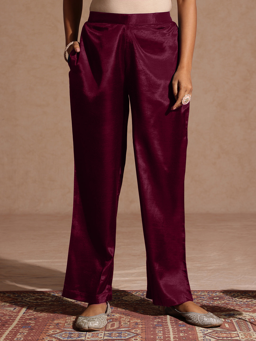 Janasya Women's Maroon Silk Blend Embroidered Straight Kurta Set