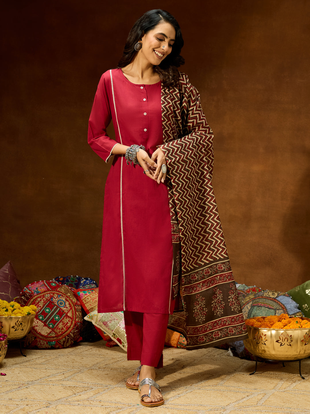 Janasya Women's Maroon Pure Cotton Solid Straight Kurta Set With Printed Dupatta