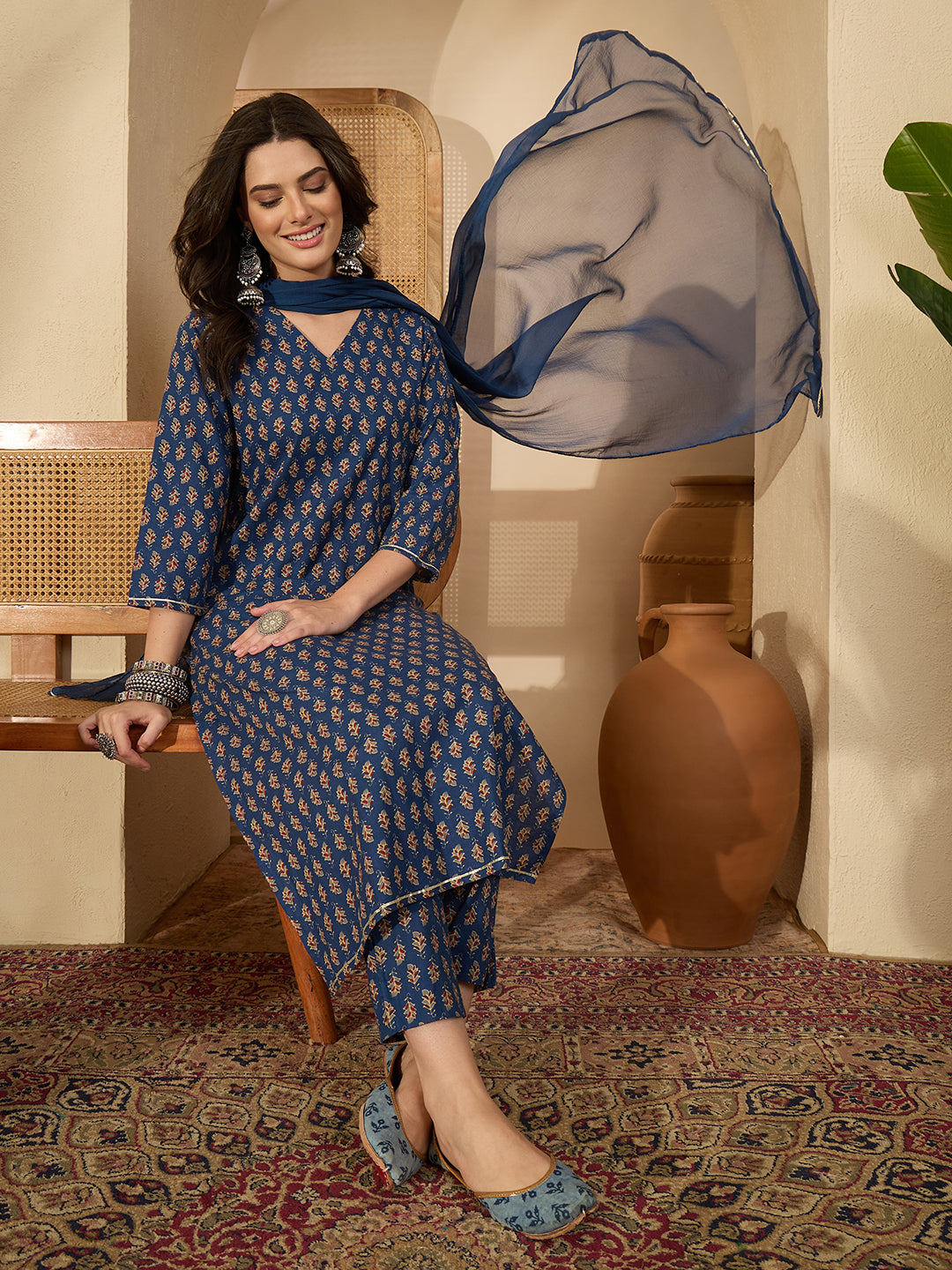 Janasya Women's Blue Pure Cotton Ethnic Motifs Printed Straight Kurta Set