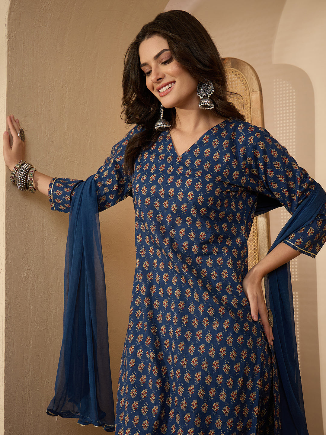 Janasya Women's Blue Pure Cotton Ethnic Motifs Printed Straight Kurta Set