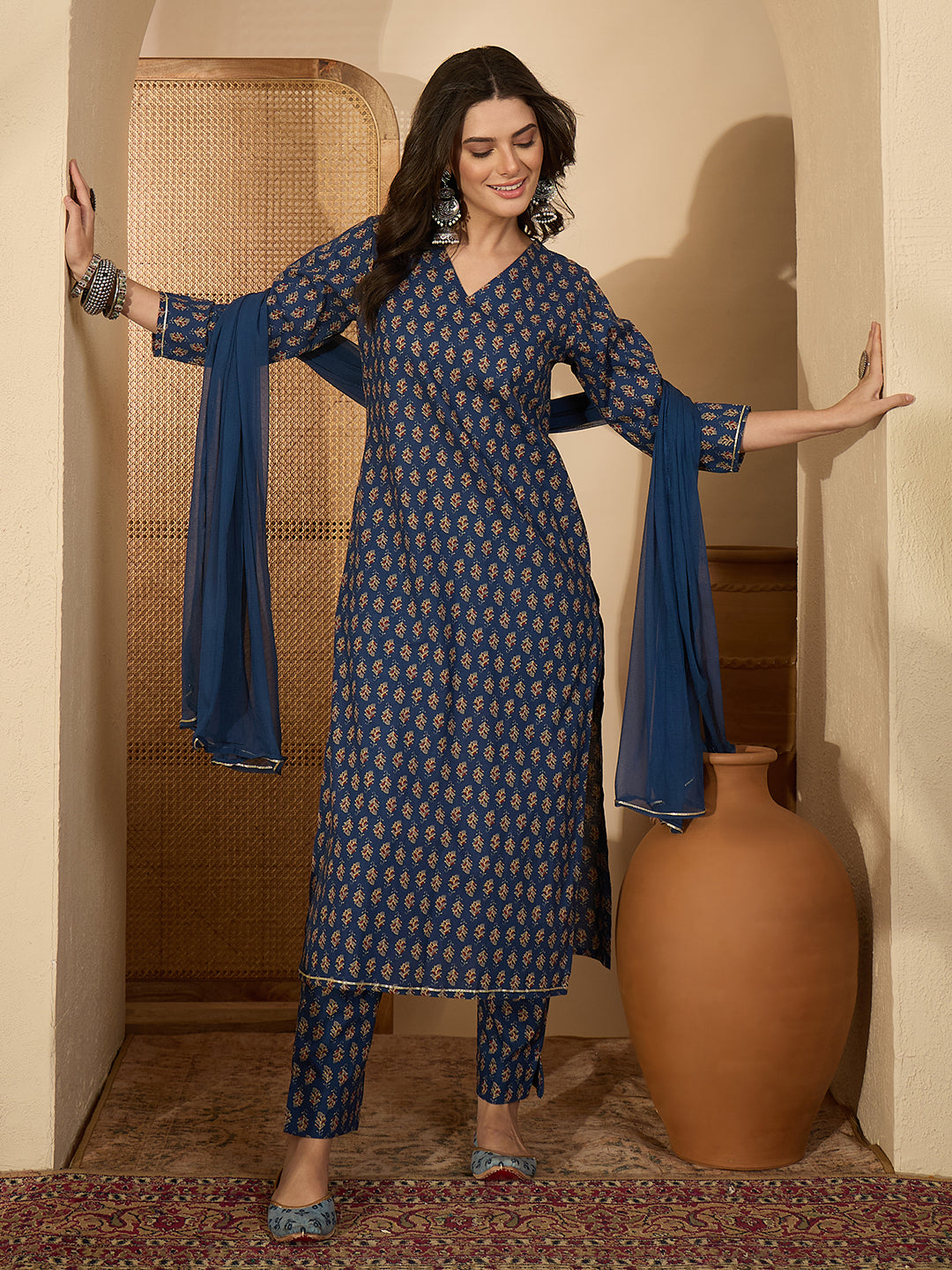Janasya Women's Blue Pure Cotton Ethnic Motifs Printed Straight Kurta Set