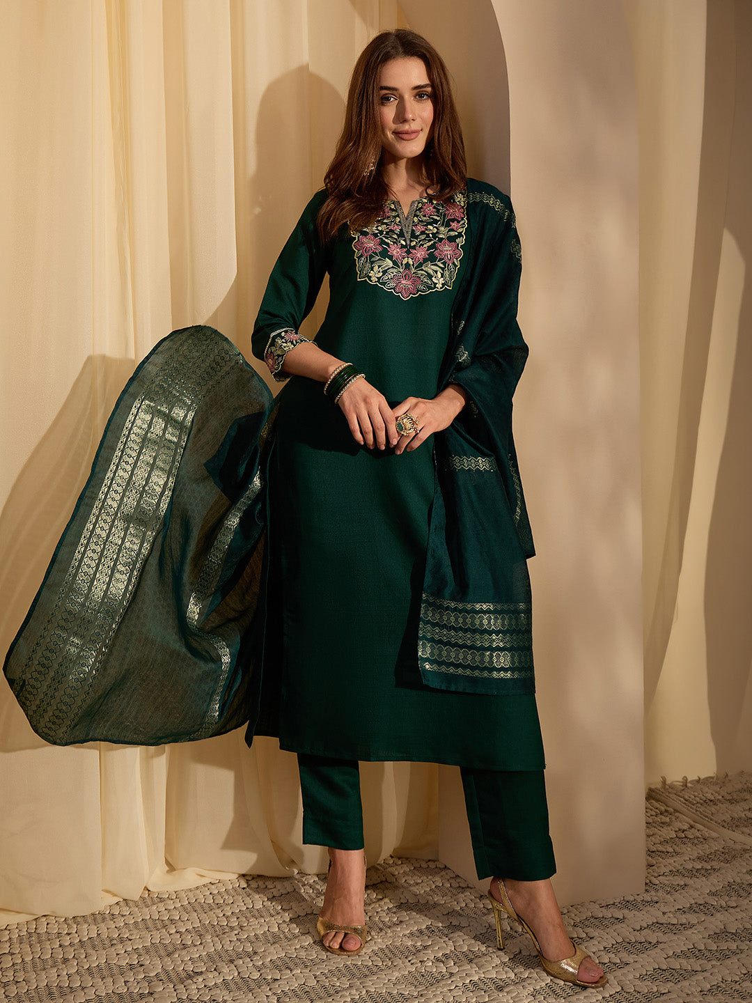 Janasya Women's Bottle Green Silk Blend Yoke Embroidered Straight Kurta Set with Jacquard Dupatta