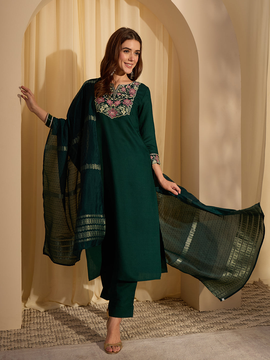Janasya Women's Bottle Green Silk Blend Yoke Embroidered Straight Kurta Set with Jacquard Dupatta
