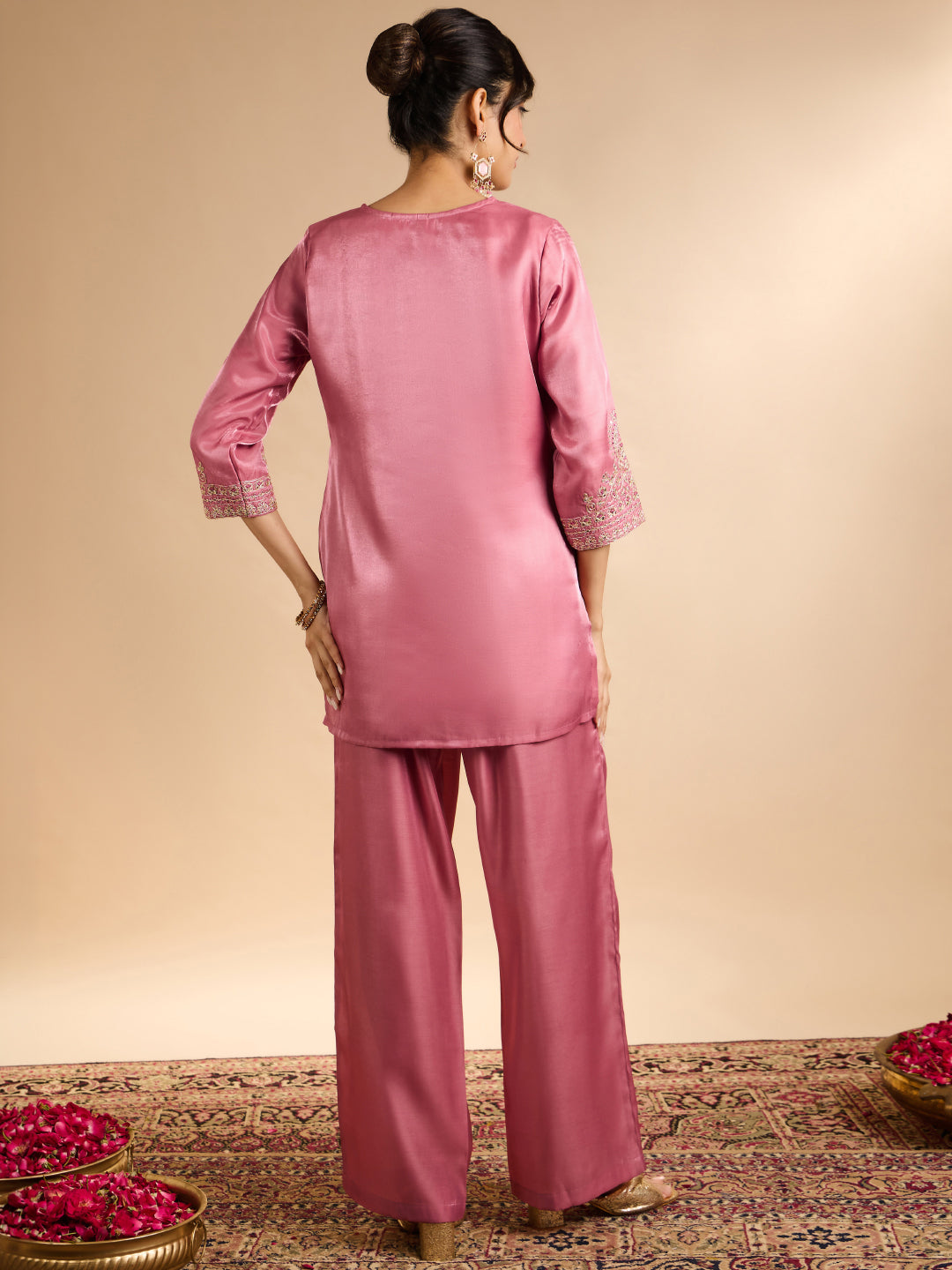 Janasya Women's Pink Silk Blend Floral Zari Embroidered Straight Co-Ord Set