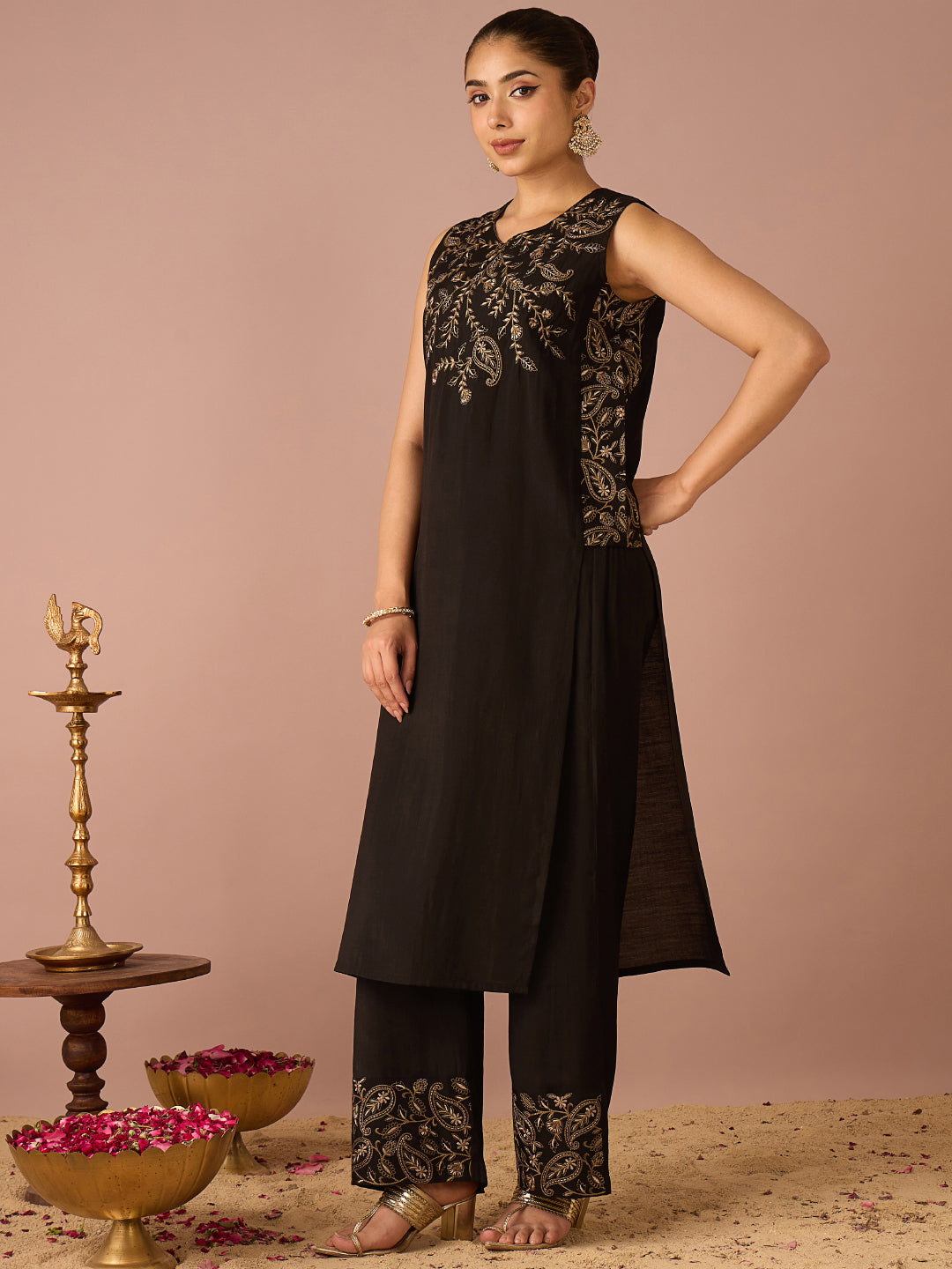Janasya Women's Black Chanderi Silk Floral Yoke Embroidered Straight Kurta Pant Set