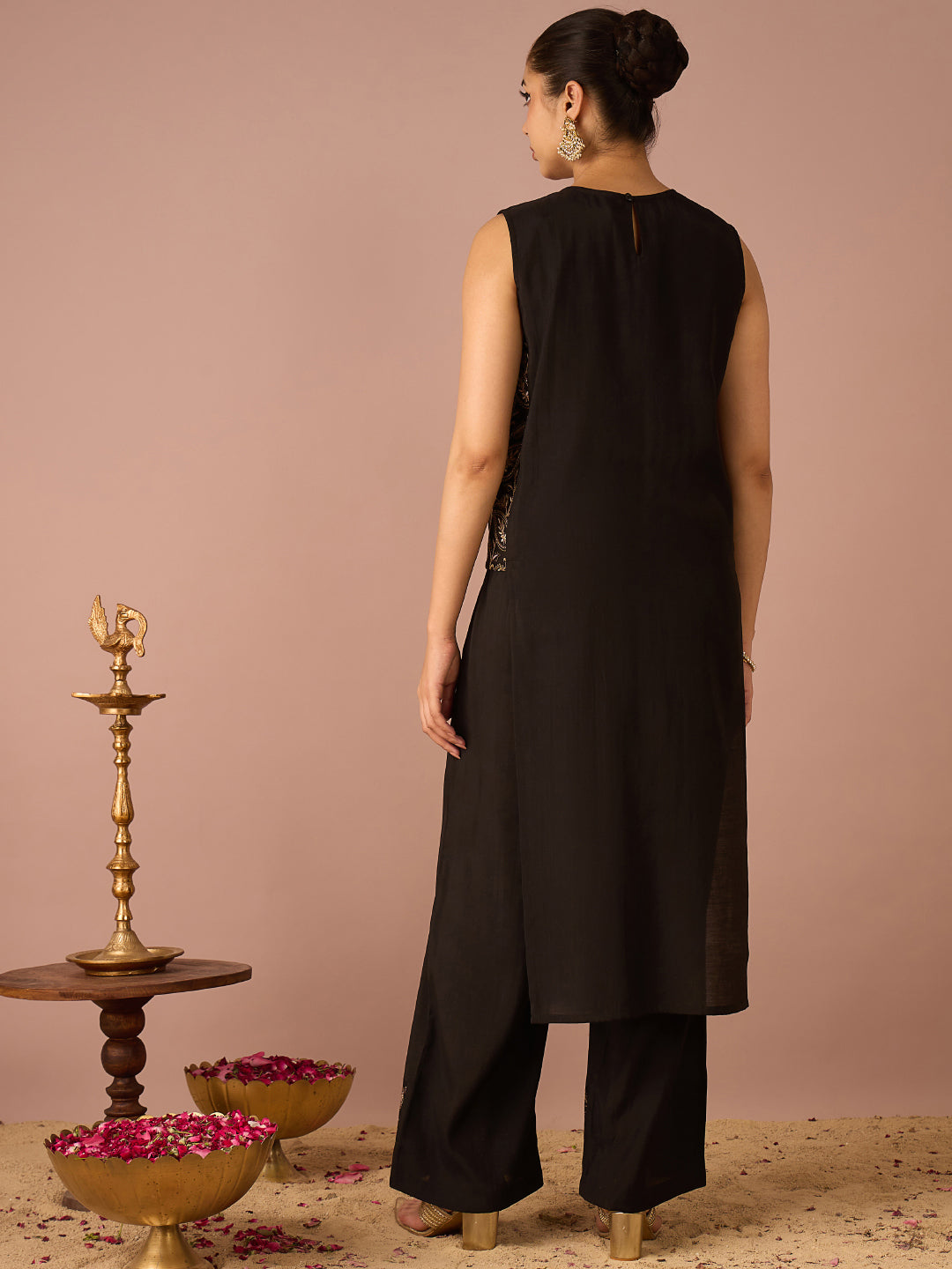 Janasya Women's Black Chanderi Silk Floral Yoke Embroidered Straight Kurta Pant Set