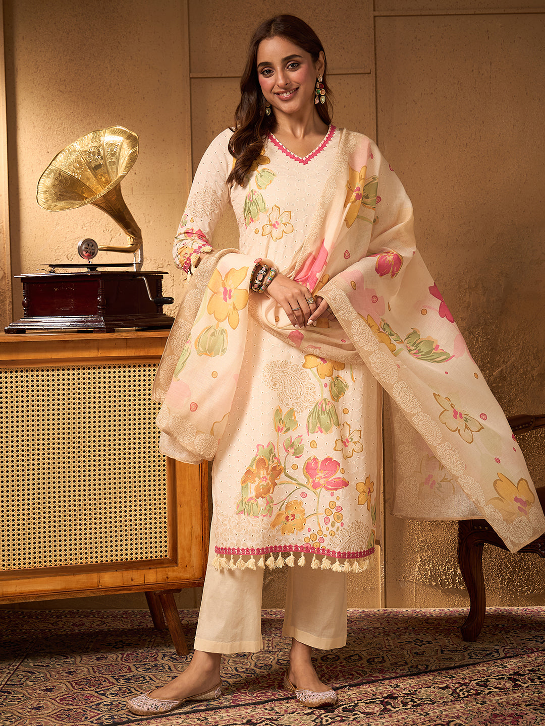 Janasya Women's Cream Pure Cotton Schiffli Floral Printed Straight Kurta Set