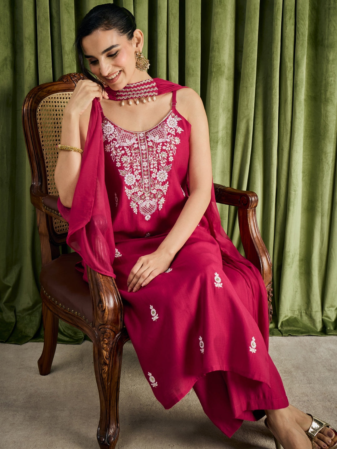Janasya Women's Pink Silk Blend Floral Embroidered Straight Kurta Pant Set with Choker Dupatta