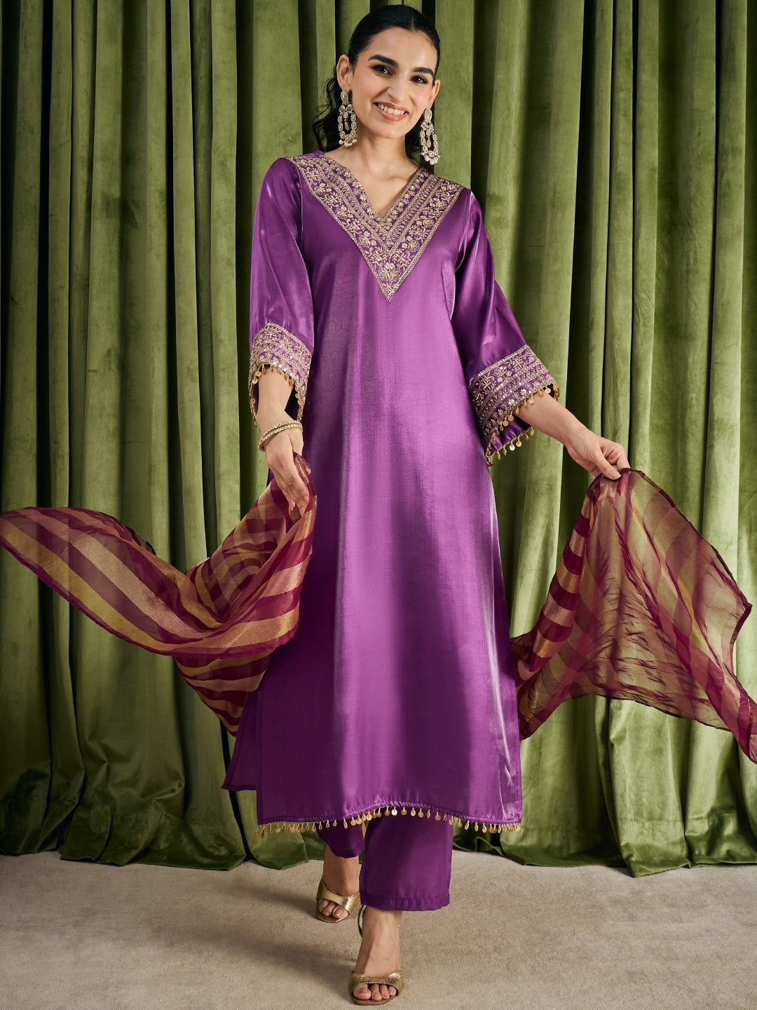 Janasya Women's Purple Silk Blend Floral Yoke Embroidered Straight Kurta Set
