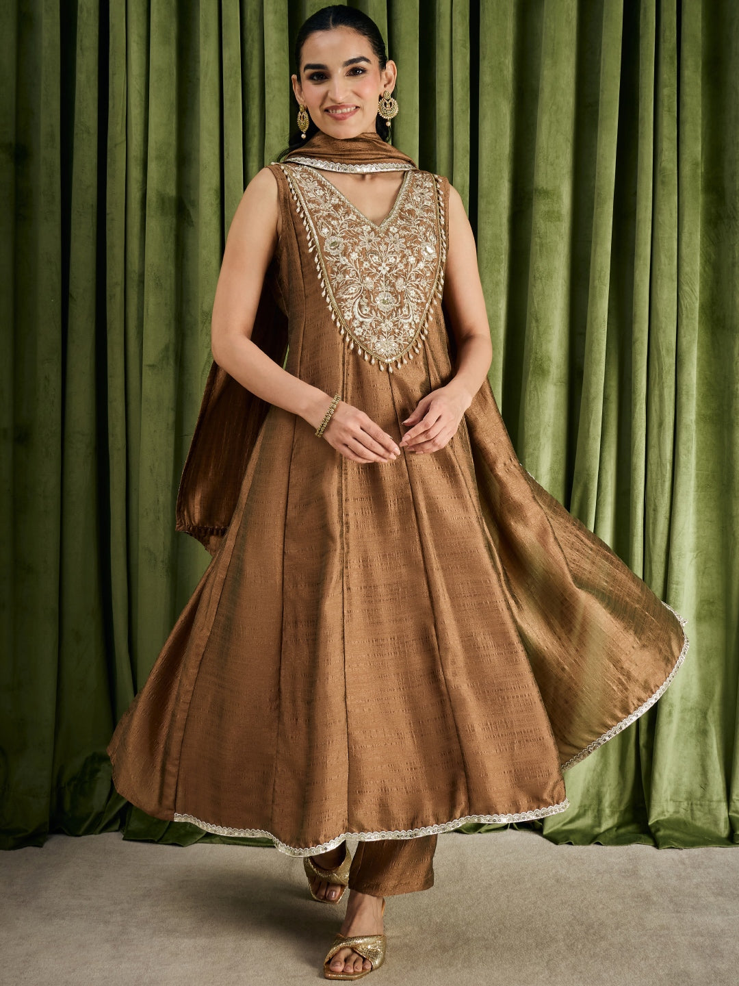 Janasya Women's Bronze Silk Blend Beads Zari Yoke Embroidered Anarkali Set