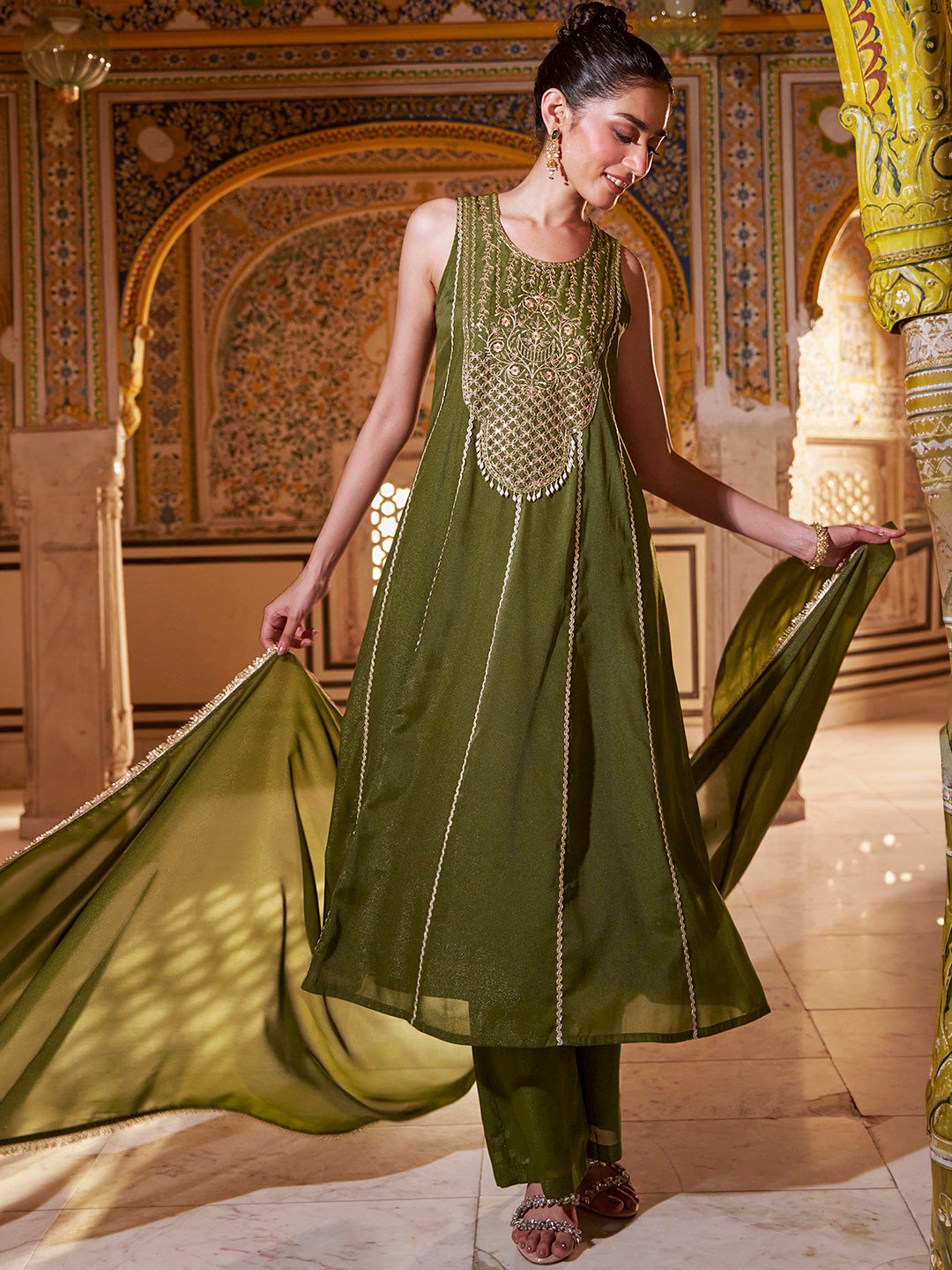 Janasya Women's Olive Green Georgette Floral Embroidered Anarkali Kurta Set