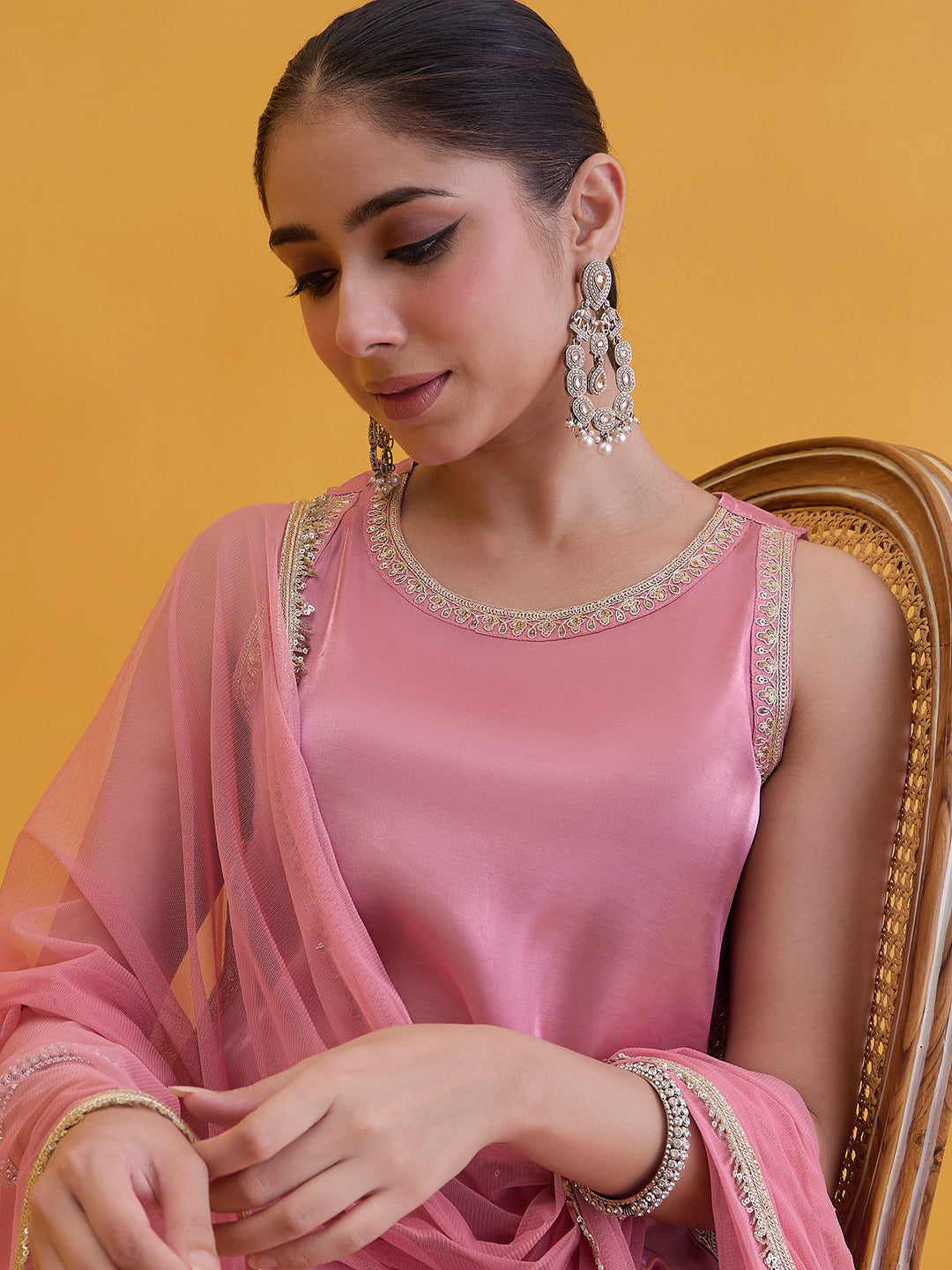 Janasya Women's Pink Silk Blend Floral Zari Embroidered Straight Kurta Set