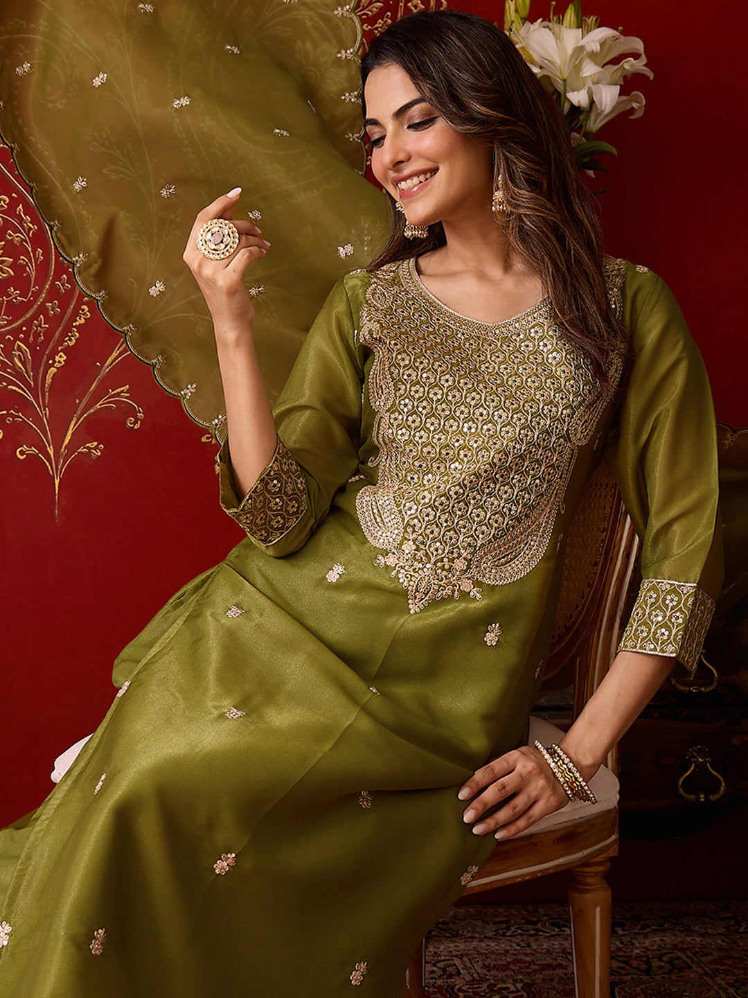 Janasya Women's Green Silk Blend Embellished Straight Kurta Set with Embroidered Dupatta