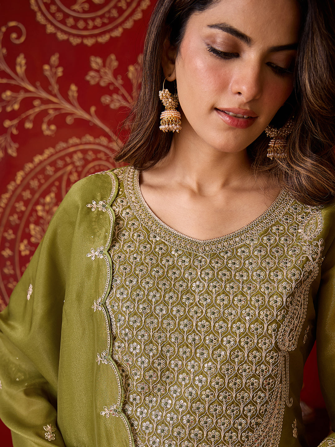 Janasya Women's Green Silk Blend Embellished Straight Kurta Set with Embroidered Dupatta