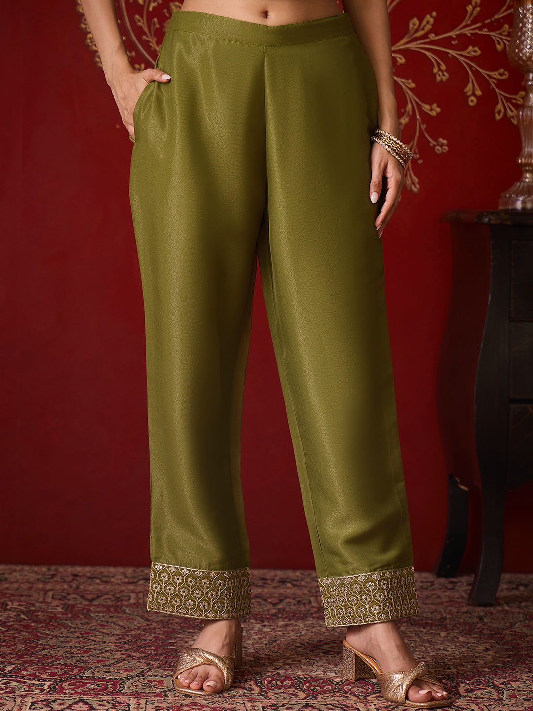 Janasya Women's Green Silk Blend Embellished Straight Kurta Set with Embroidered Dupatta