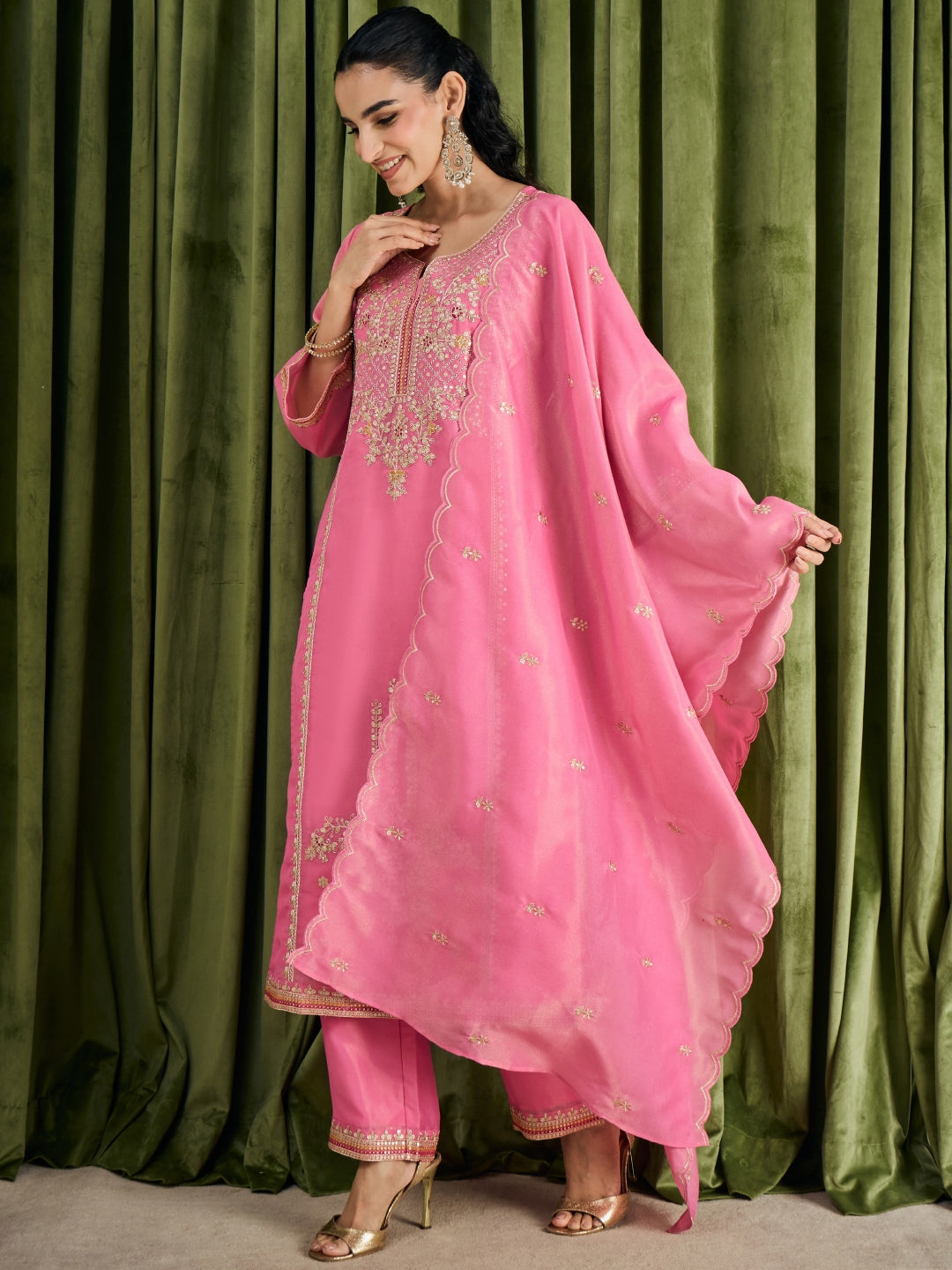 Janasya Women's Pink Silk Blend Floral Embroidered Straight Kurta Set