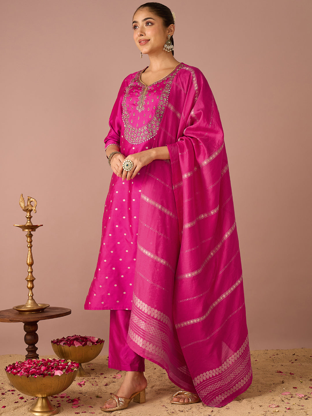 Janasya Women's Pink Chanderi Silk Floral Zari Embroidered Straight Kurta Set