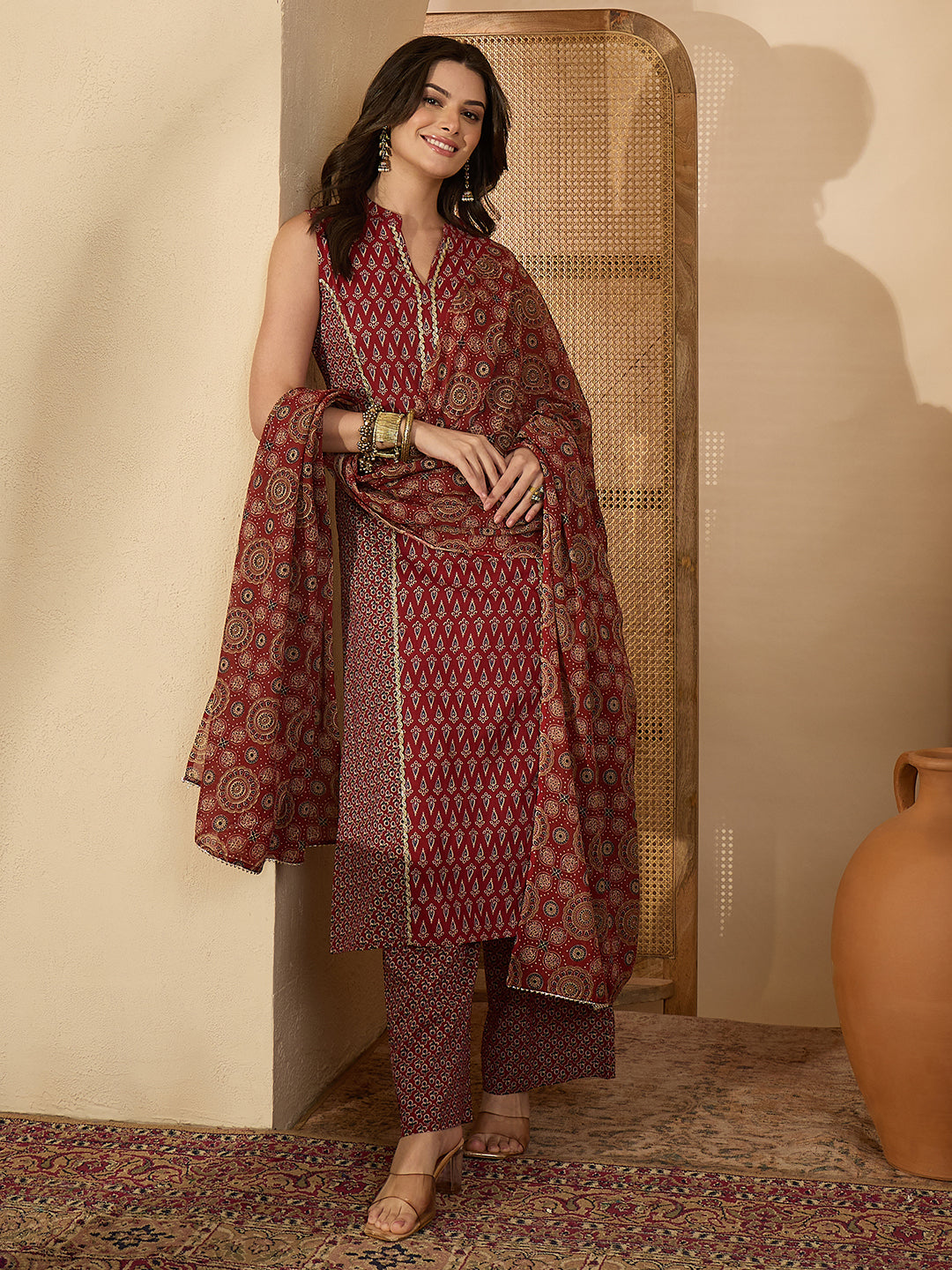 Janasya Women's Maroon Pure Cotton Ethnic Motifs Printed Straight Kurta Pant Set