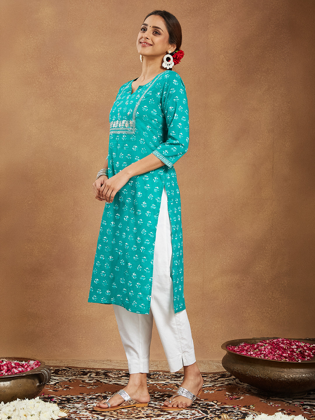 Janasya Women's Aqua Green Pure Cotton Yoke Embroidered Straight Kurta