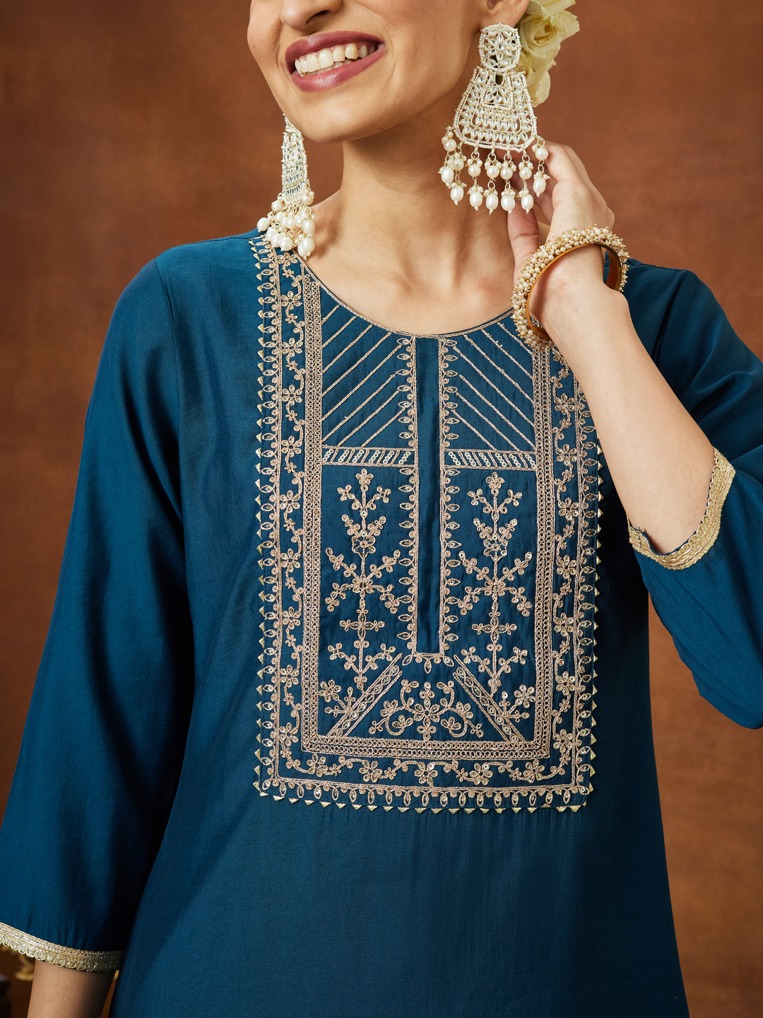 Janasya Women's Teal Blue Chanderi Silk Zari Yoke Embroidery Straight Kurta