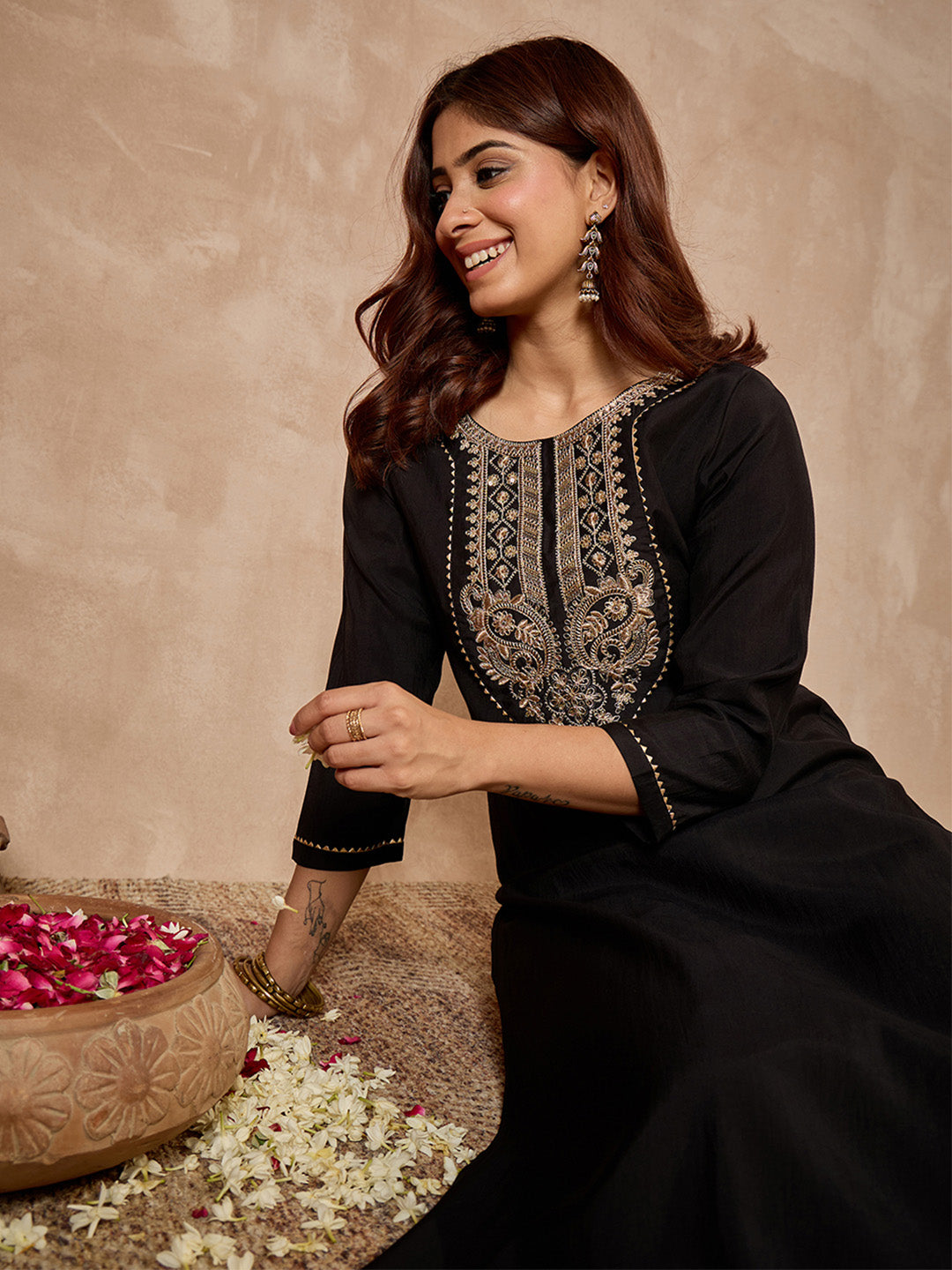 Janasya Women's Black Chanderi Silk Yoke Embroidered Straight Kurta