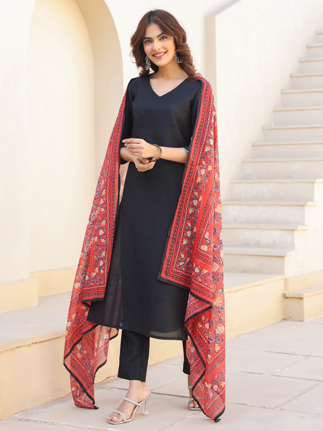 Janasya Women's Black Silk Blend Solid Straight Kurta Pant With Printed Dupatta Set
