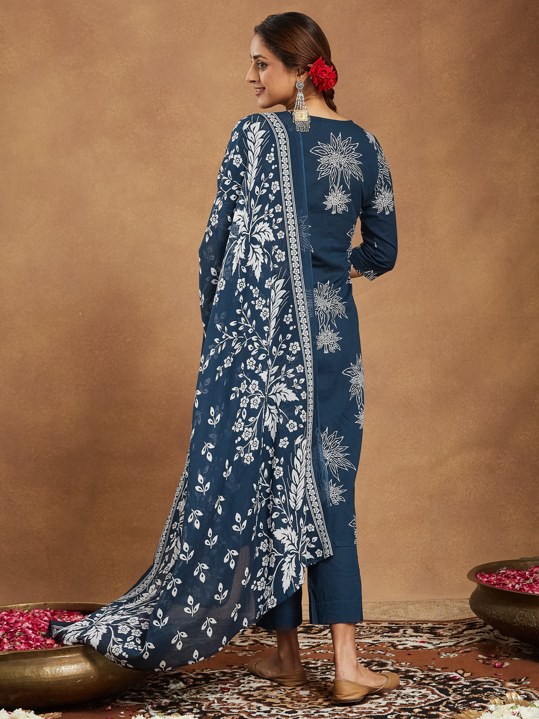 Janasya Women's Teal Blue Pure Cotton Floral Printed A-line Kurta Set