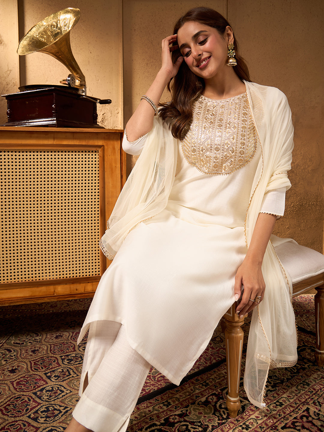 Janasya Women's Off White Silk Blend Zari Yoke Embroidered Straight Kurta Set