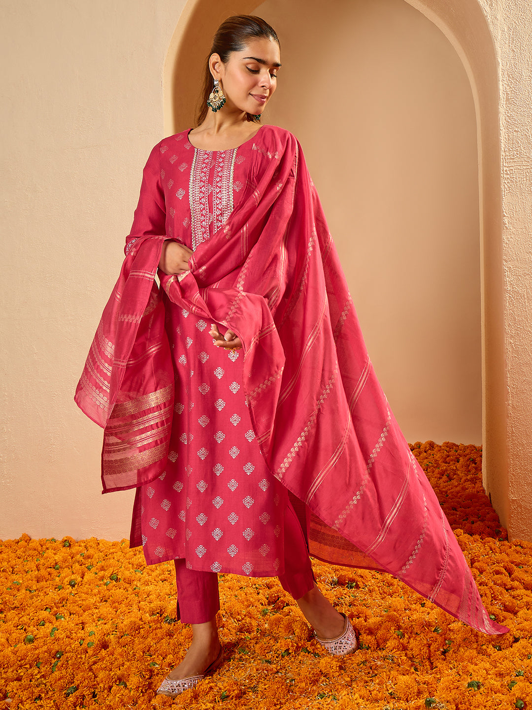 Janasya Women's Pink Silk Blend Embellished Foil Printed Straight Kurta Set