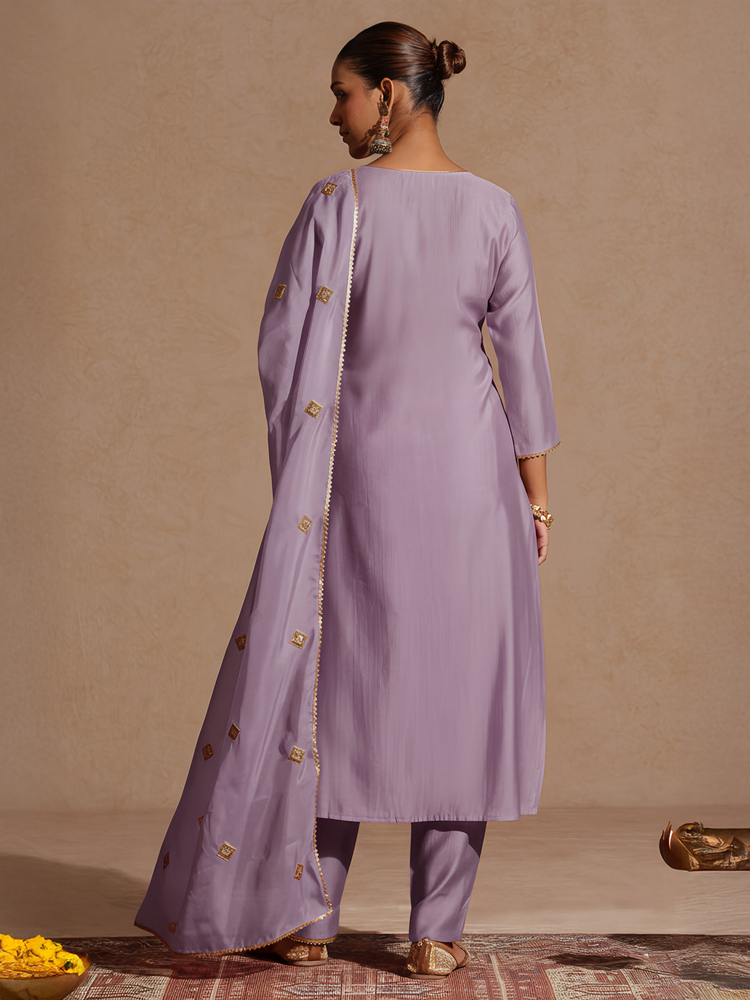 Janasya Women's Lavender Silk Blend Zari Yoke Design Straight Kurta Set