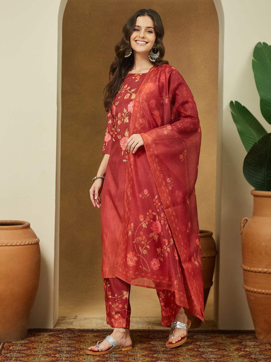 Janasya Women's Rust Cotton Blend Floral Printed Straight Kurta Set
