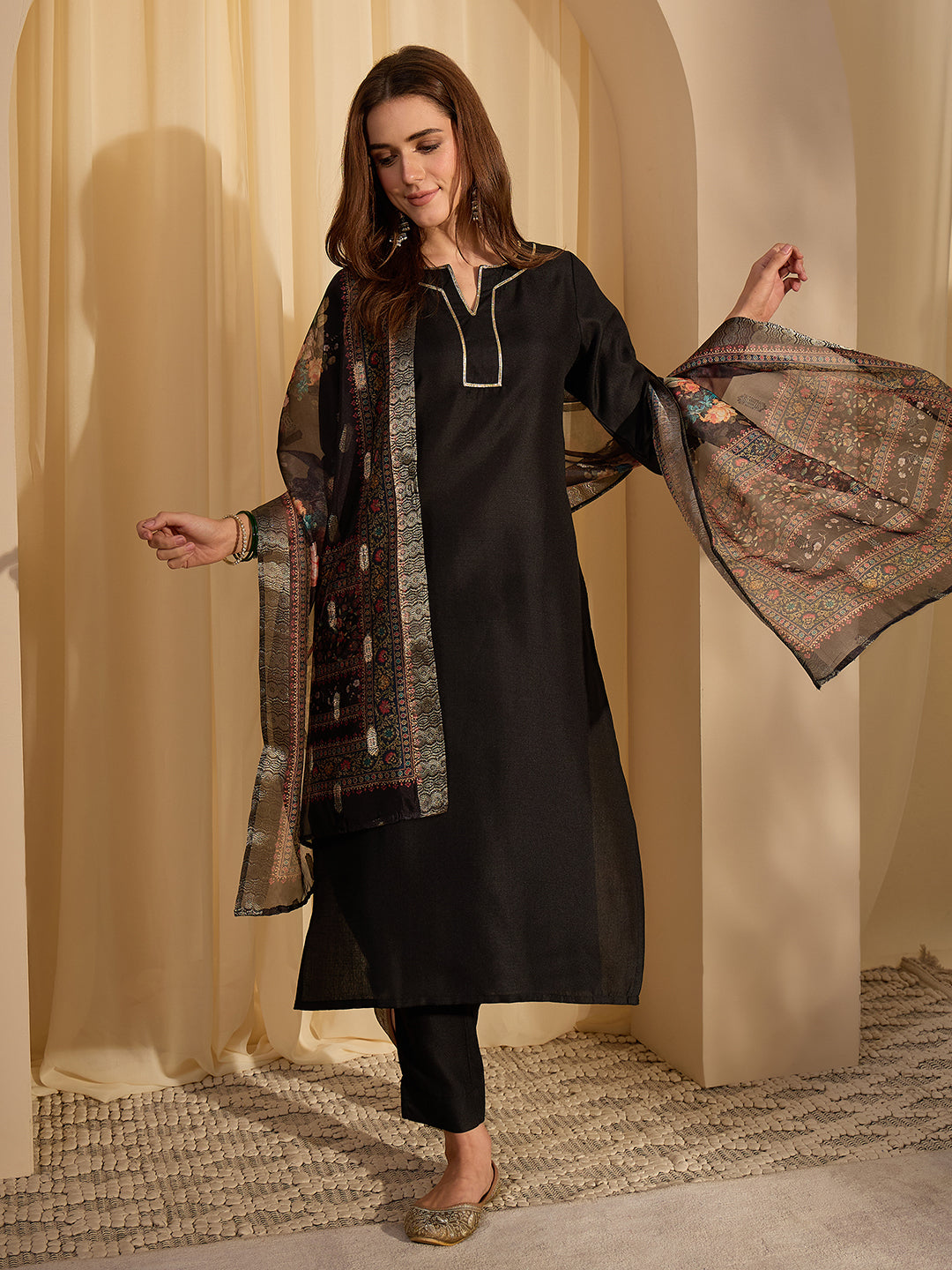 Janasya Women's Black Cotton Blend Yoke Design Straight Kurta Set with Printed Dupatta