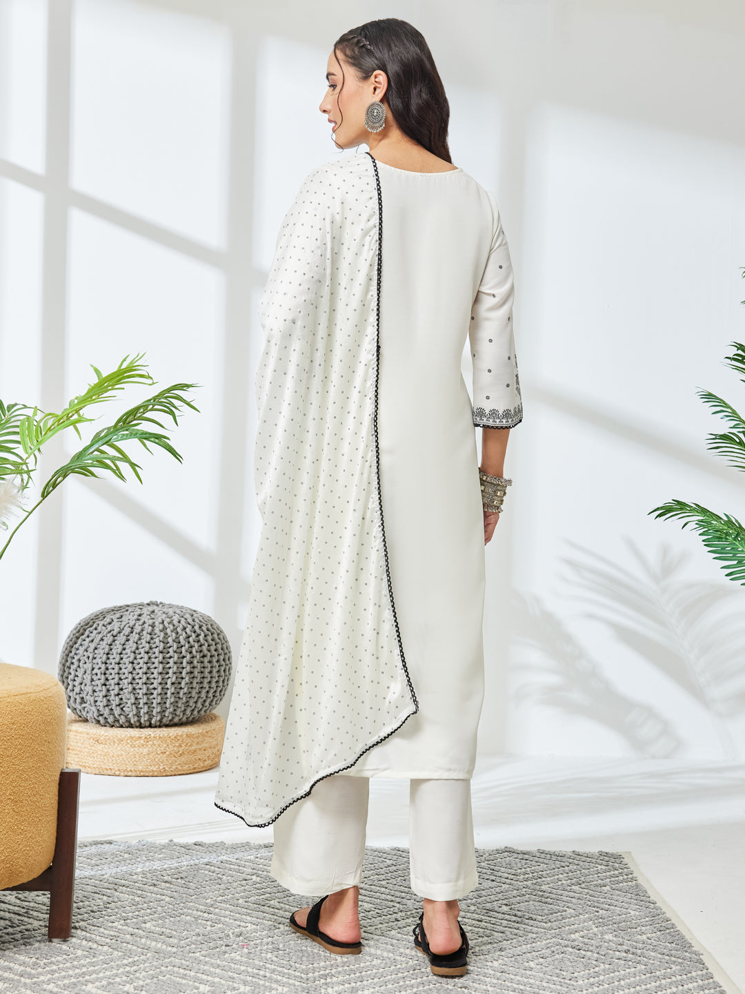 Janasya Women's White Silk Blend Ethnic Printed Straight Kurta Set