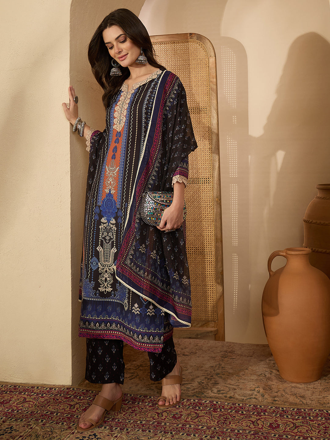 Janasya Women's Black Cotton Blend Printed Straight Kurta Set