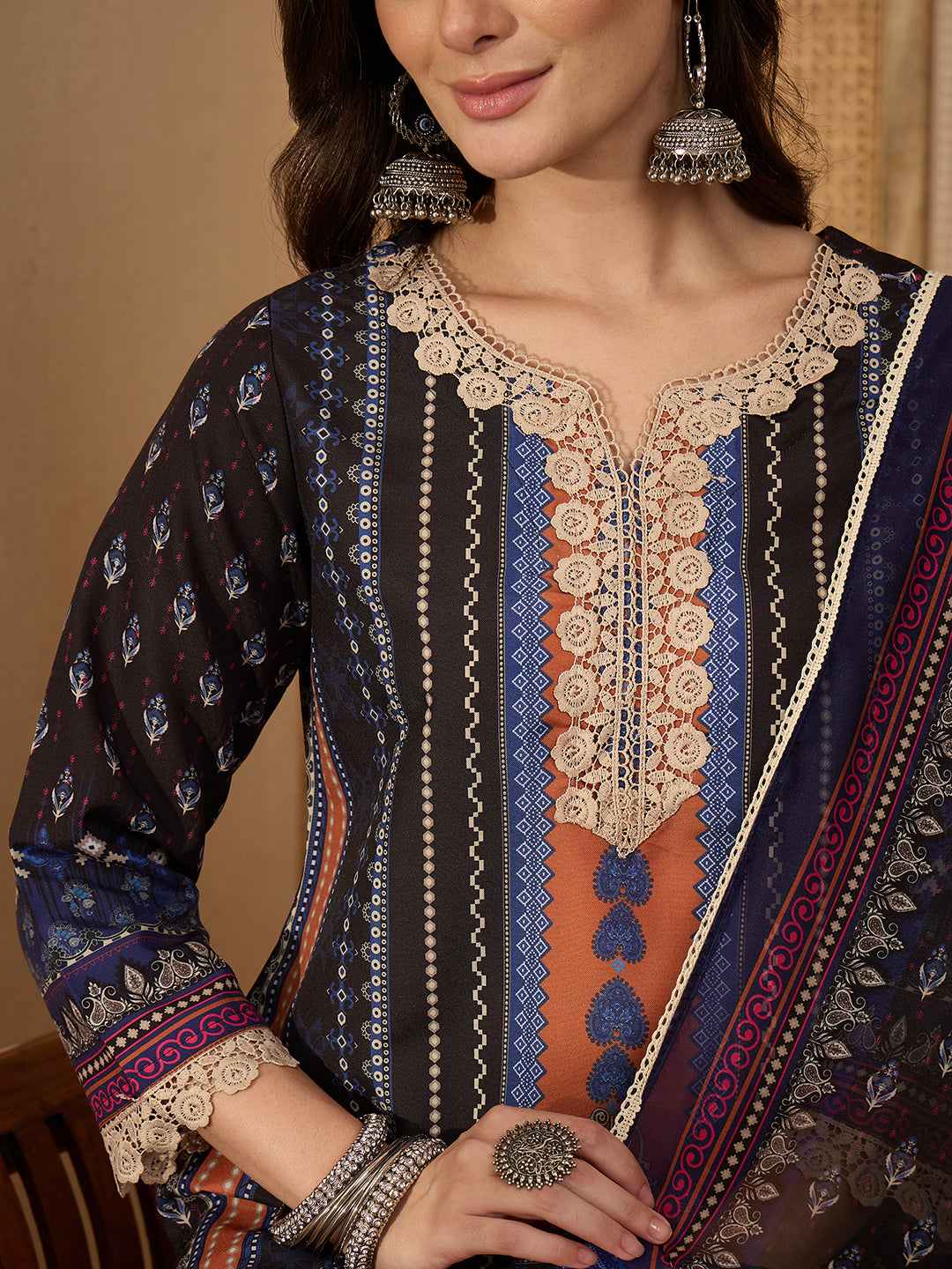 Janasya Women's Black Cotton Blend Printed Straight Kurta Set
