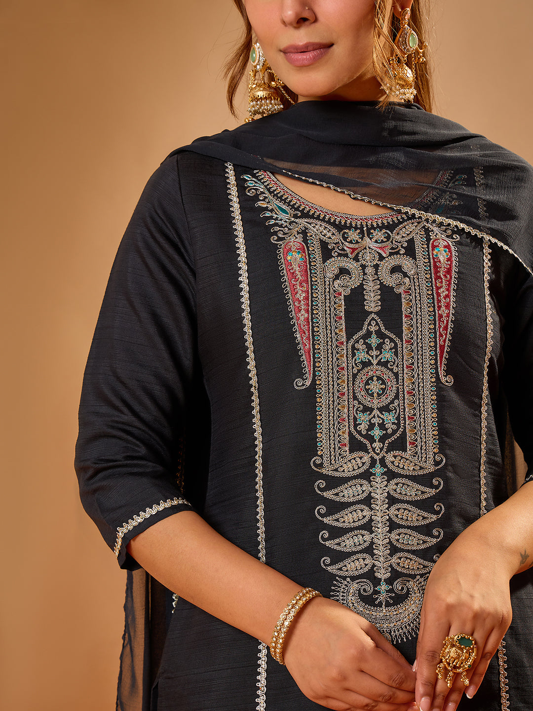 Janasya Women's Black Silk Blend Zari Embroidered Straight Kurta Set