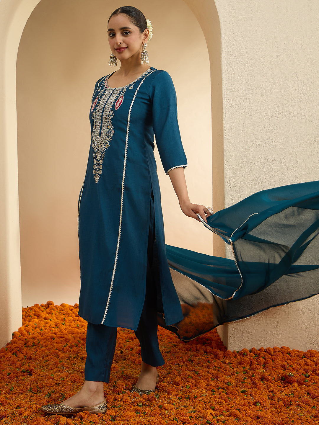 Janasya Women's Teal Blue Silk Blend Floral Zari Embroidered Straight Kurta Set