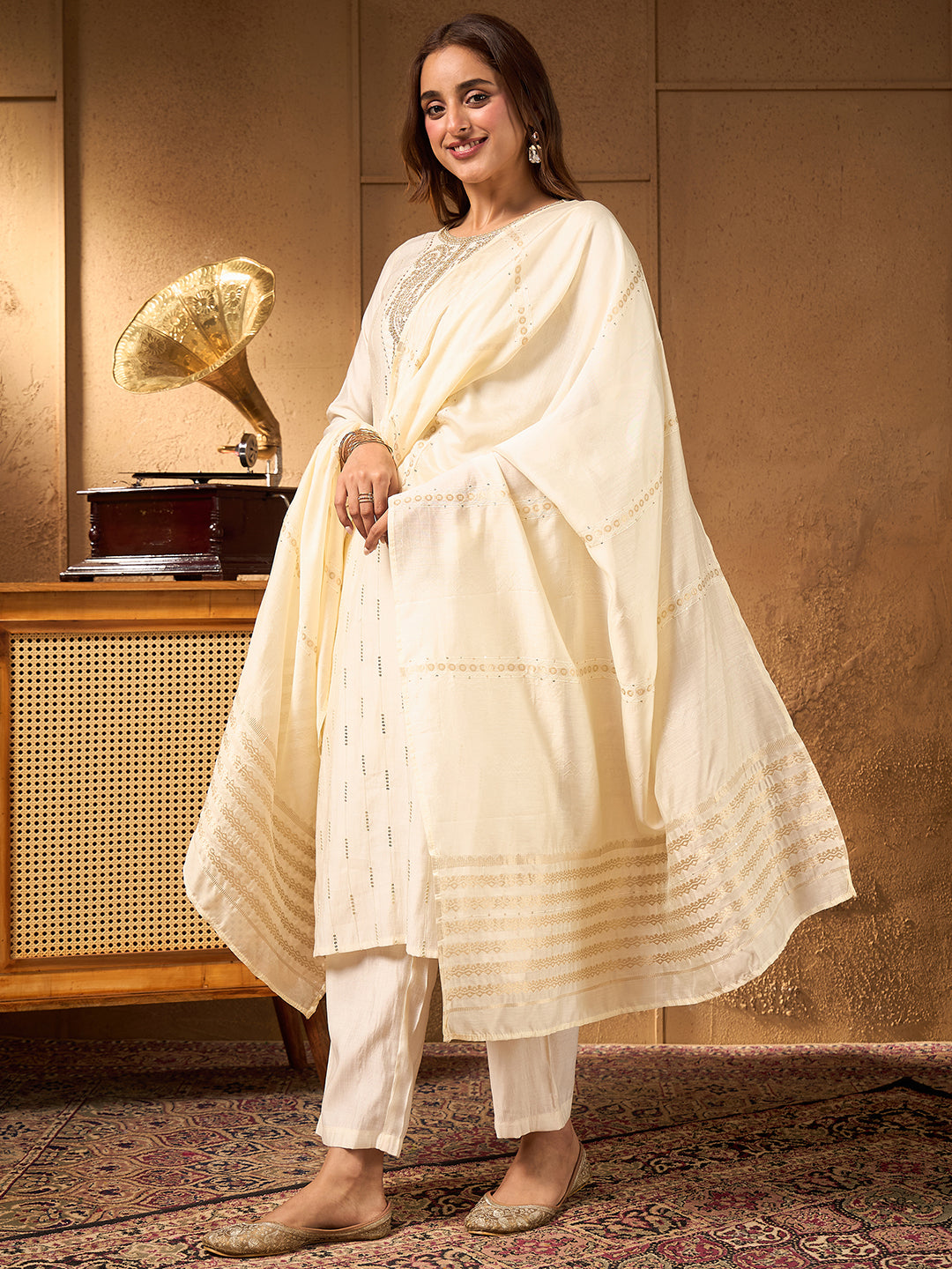 Janasya Women's Off White Silk Blend Zari Embroidered Straight Kurta Set with Jacquard Dupatta