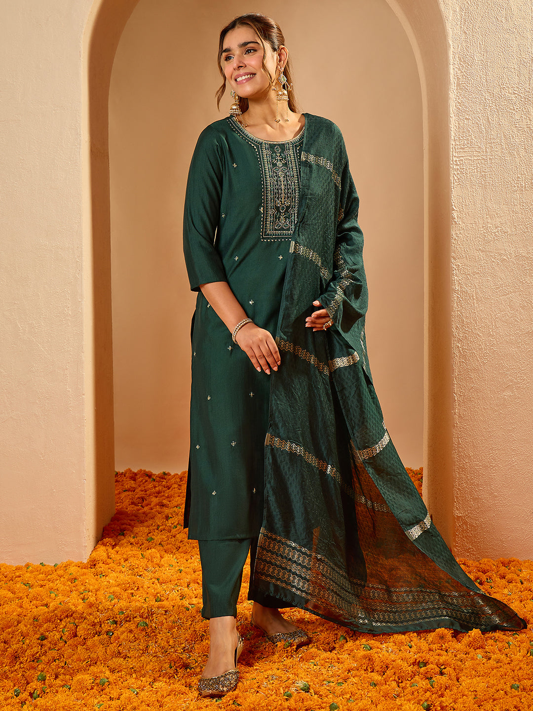 Janasya Women's Bottle Green Silk Blend Floral Embroidered Straight Kurta Set