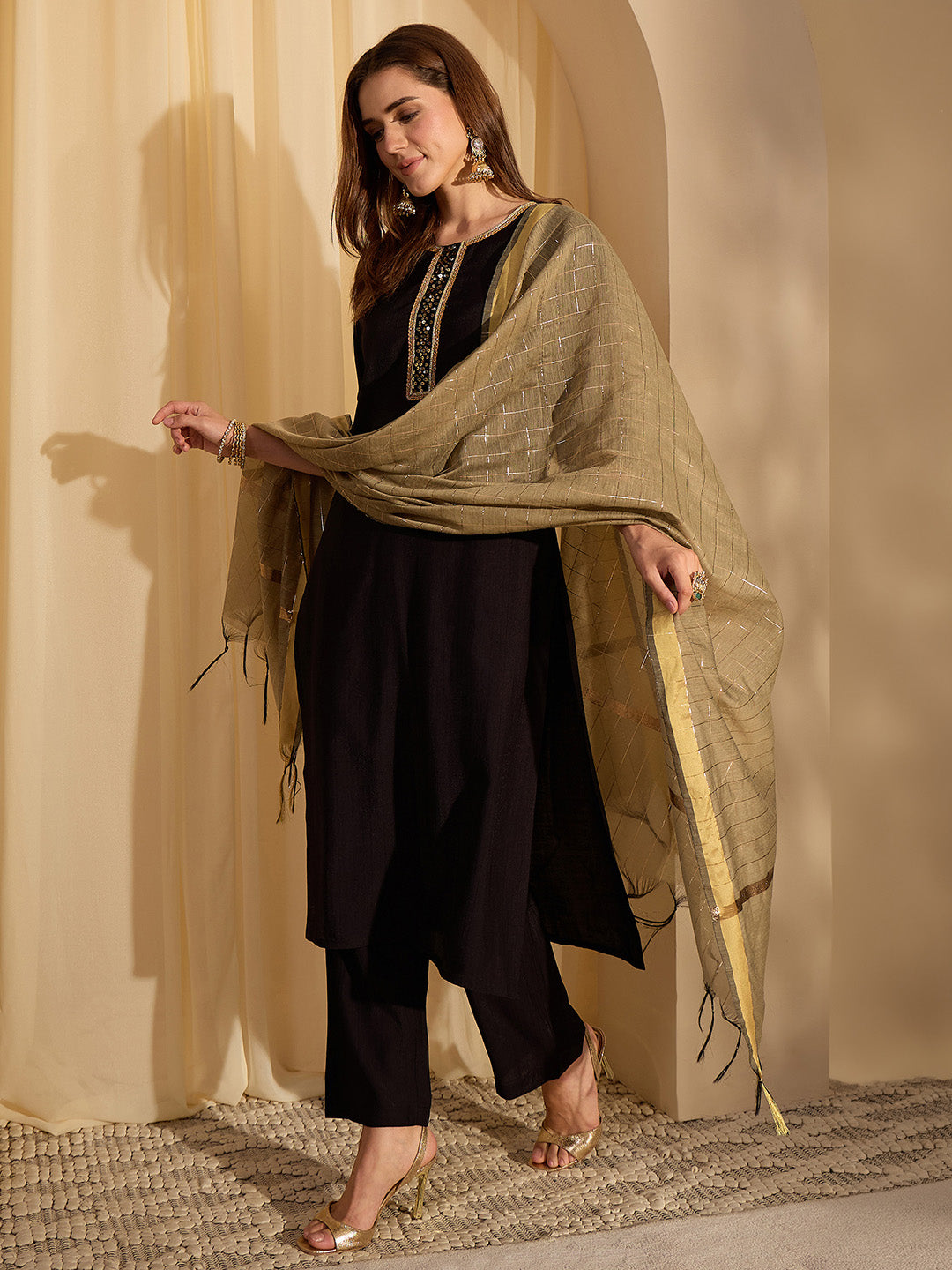 Janasya Women's Black Silk Blend Embellished Straight Kurta Set