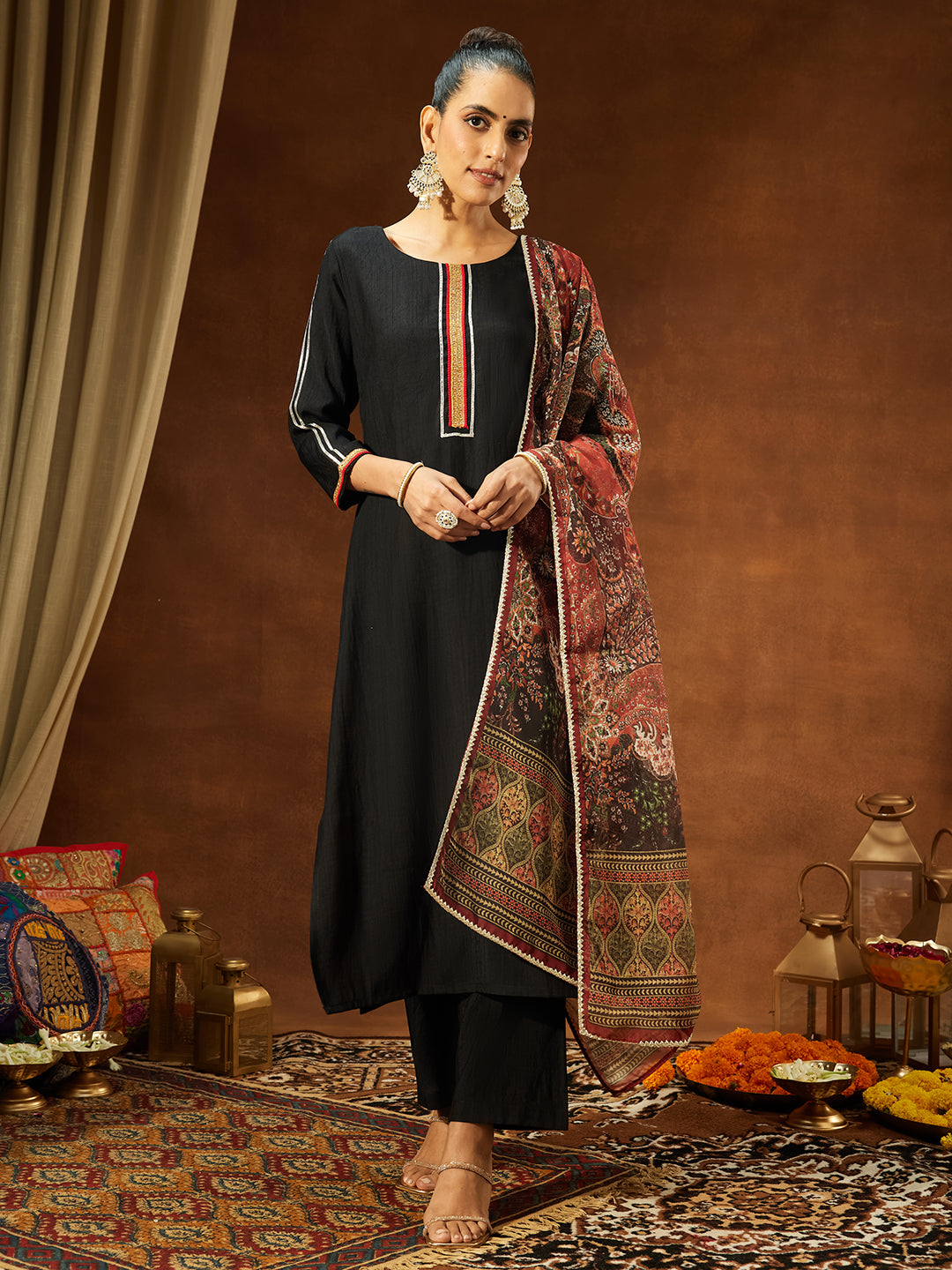 Janasya Women's Black Silk Blend Embellished Straight Kurta Set