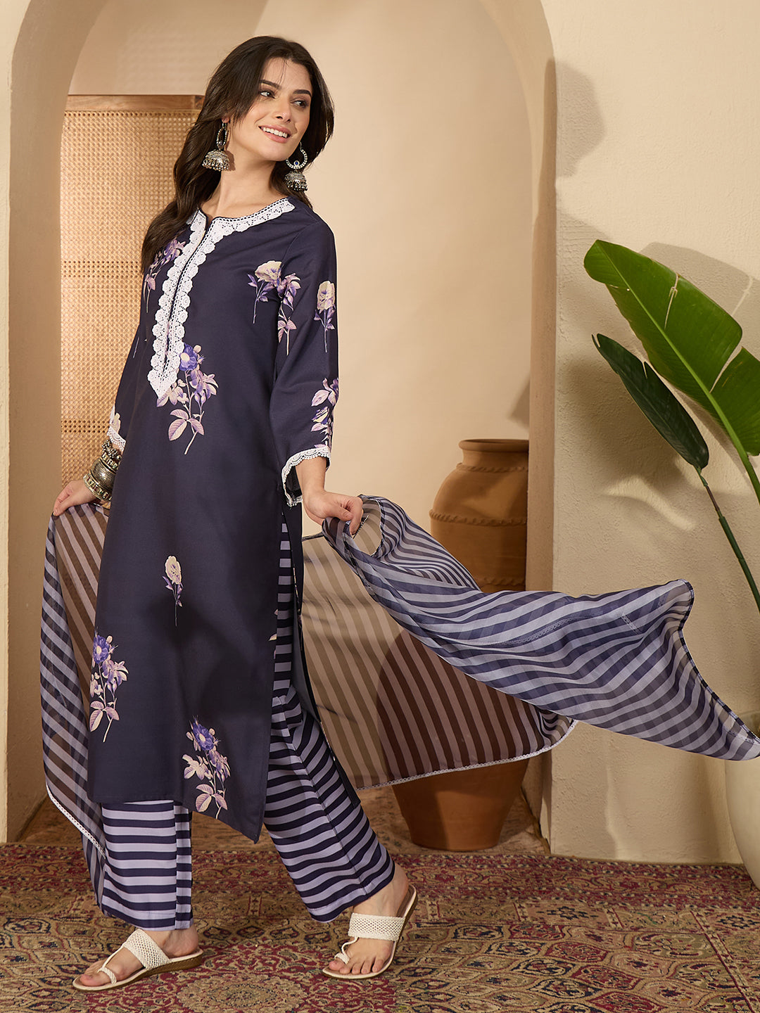 Janasya Women's Purple Cotton Blend Floral Printed Straight Kurta Set