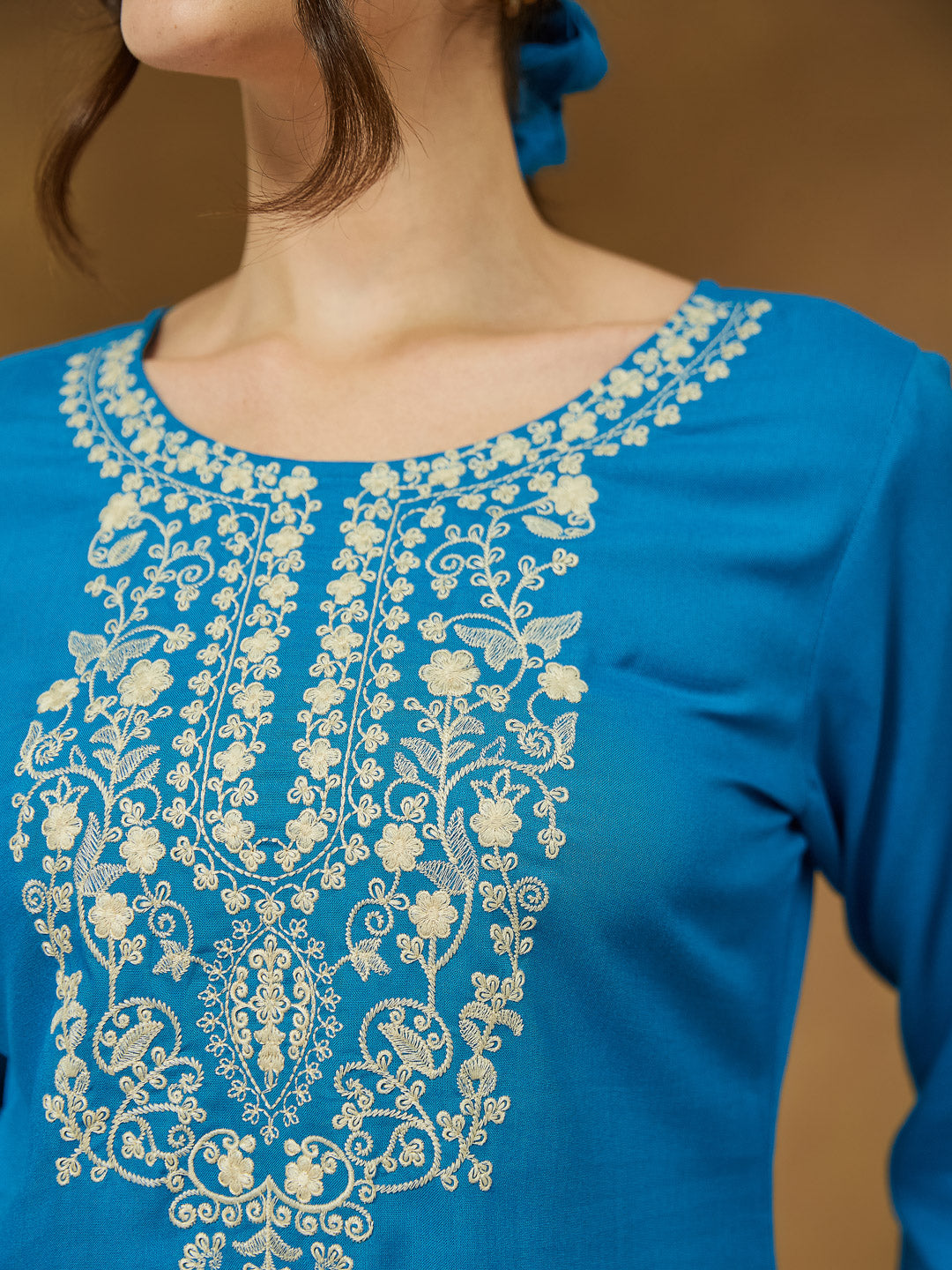 Janasya Women's Blue Rayon Embroidered Straight Short Kurti