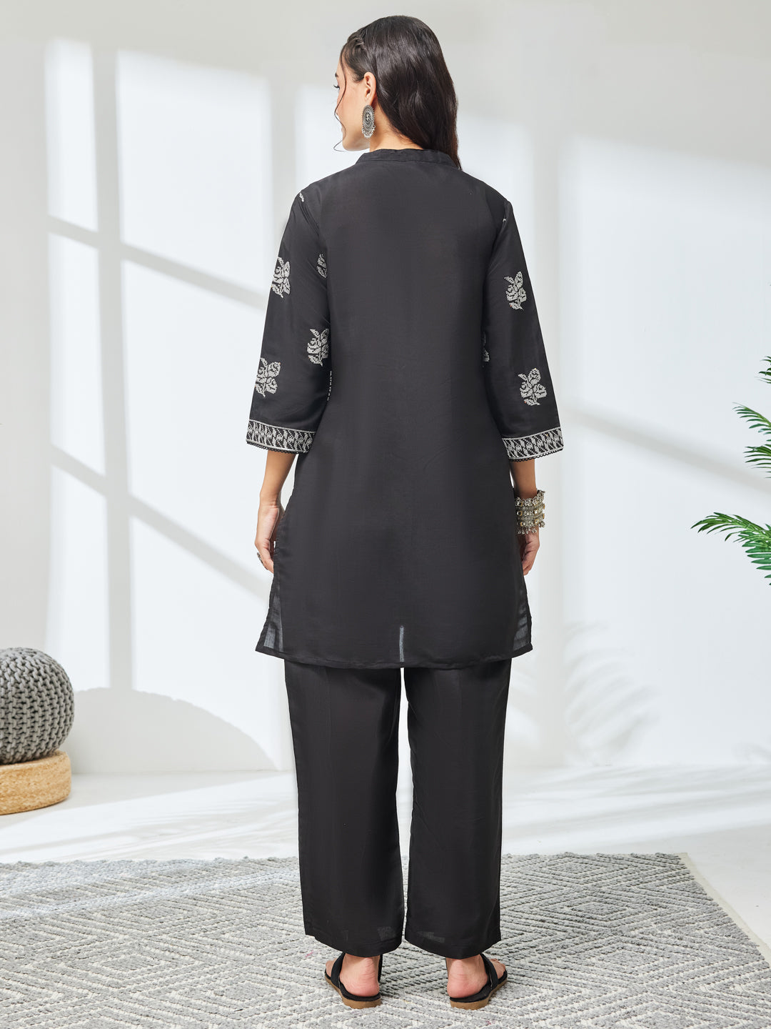 Janasya Women's Black Chanderi Embroidered Straight Co-Ord Set