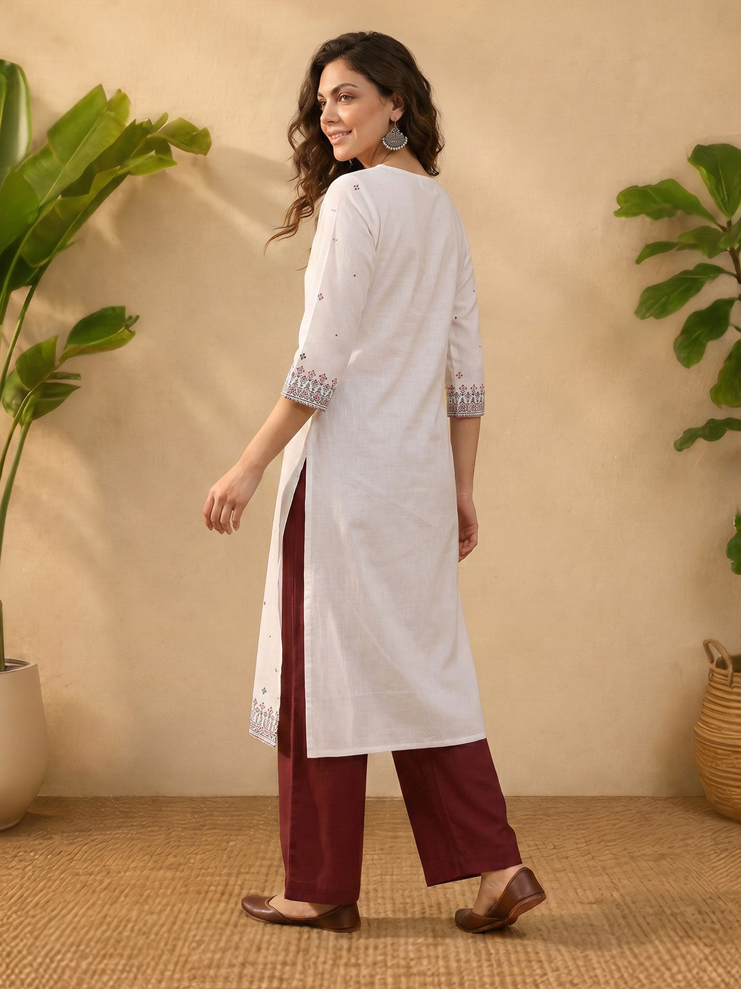 Janasya Women's White Linen Cotton Kasuti Motif Printed Straight Kurta