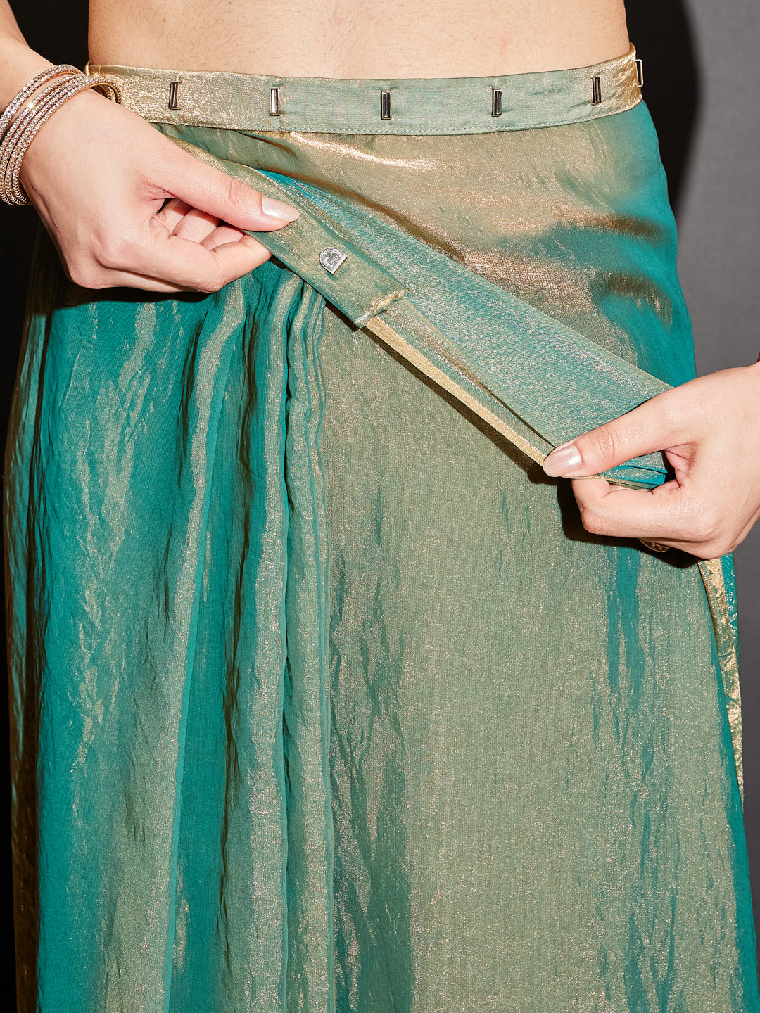 Janasya Women's Green & Gold Tissue Silk One-Minute Ready-to-Wear Embellished Saree with Unstitched Blouse