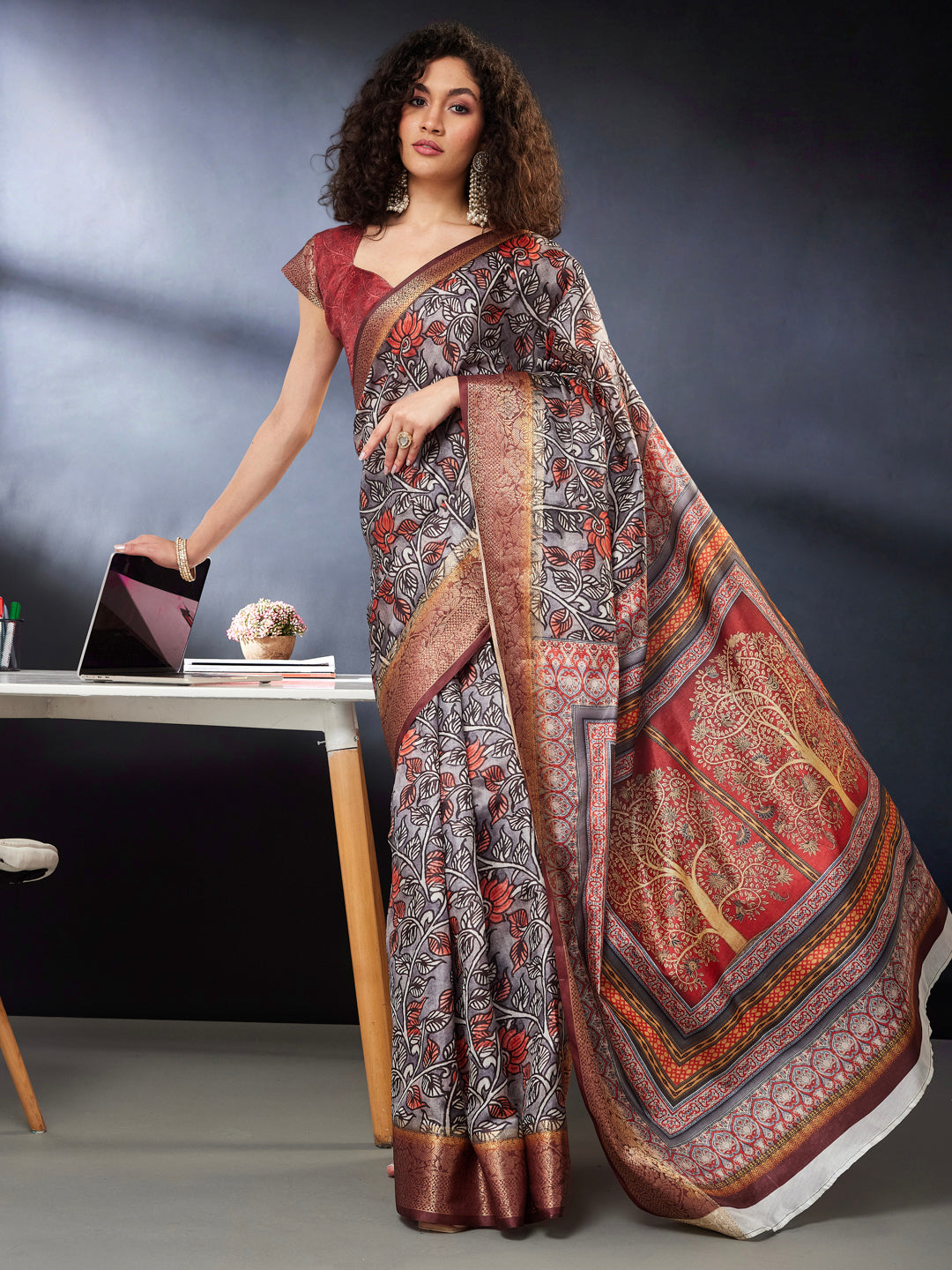 Janasya Women's Grey Silk Blend Ready To Wear Floral Printed Saree With Unstitched Blouse